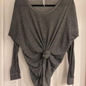 SALE ✨ Any 2 Items, 20% Off ✨ RVCA - Gray Thin Long Sleeve